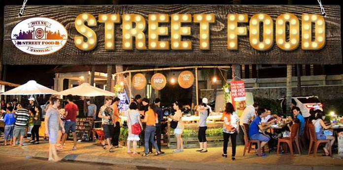 mui-ne-street-food-festival-with-attractive-barbecue-stalls