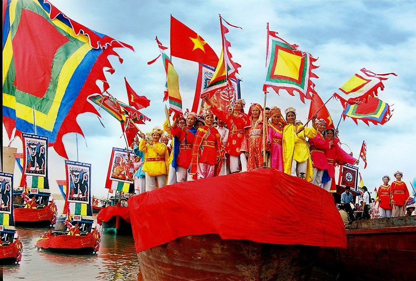 Whale-festive-the-special-festival-for-Vietnamese-fishermen