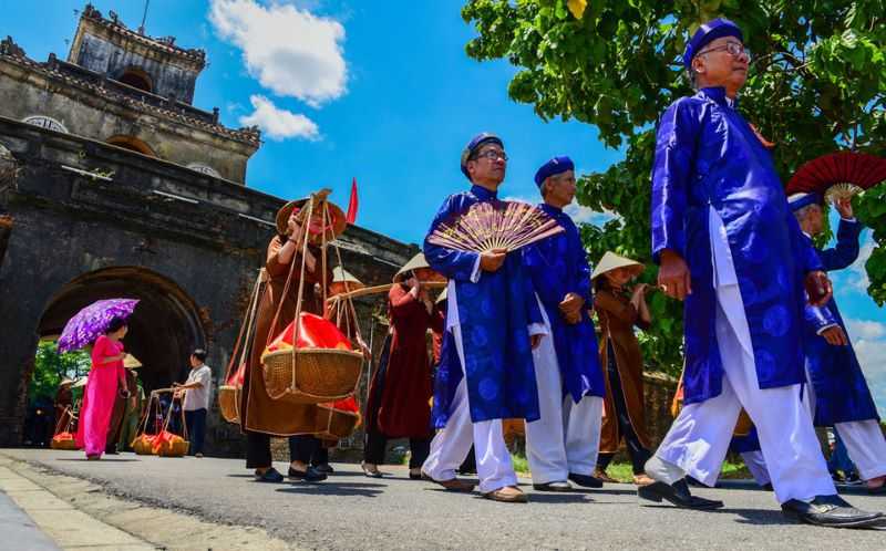 Hue-festival-offering-Thanh-Tra-is-recreated