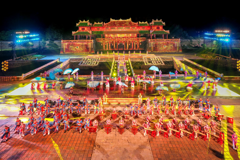 Hue-Festival-has-a-very-grand-scale