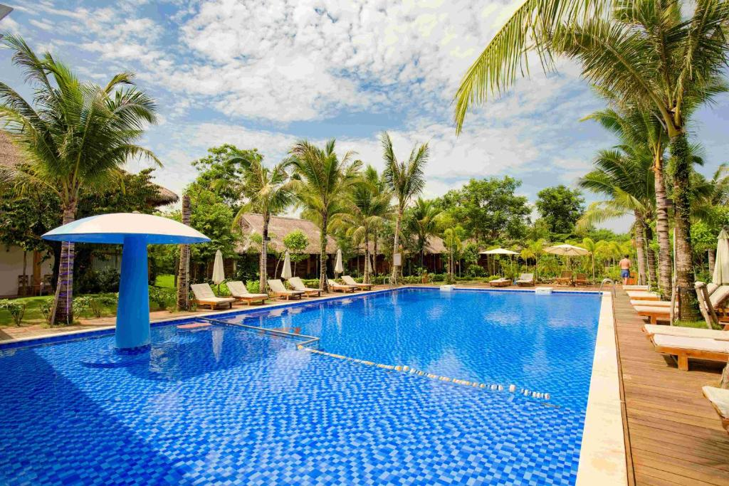 blue-dragon-phu-quoc-hotel