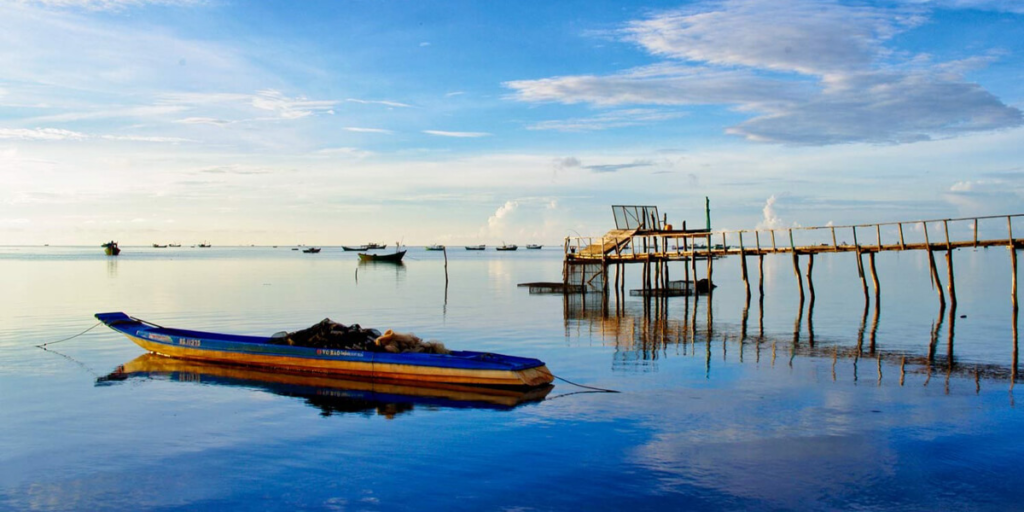 The-appropriate-means-of-transportation-to-travel-Phu-Quoc