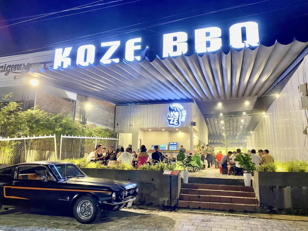 phu-quoc-bbq-koze-restaurant-attracts-many-visitors