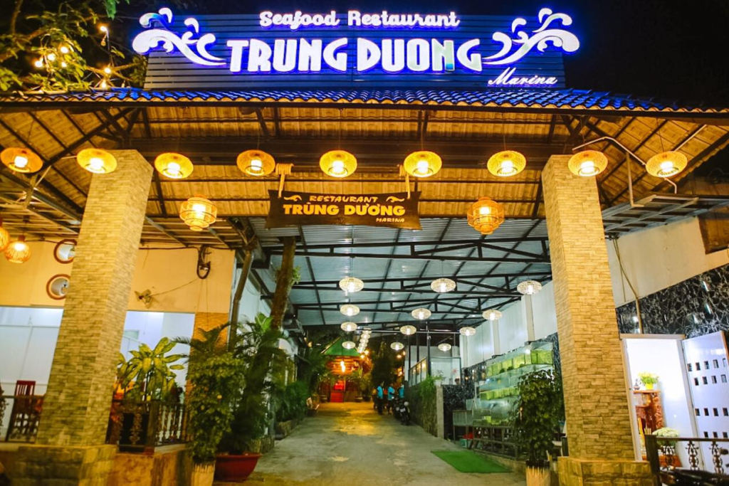 april-30-street-in-phu-quoc-is-known-as-a-famous-culinary-street