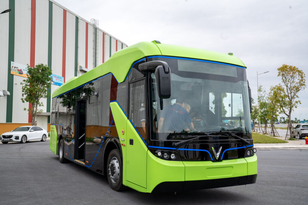 buses-are-also-a-convenient-means-of-transportation-during-self-guided-tours-in-phu-quoc