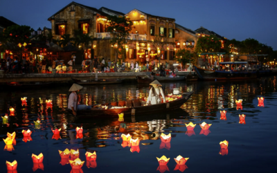 Festival in Hoi An – a great gift from the ancient town
