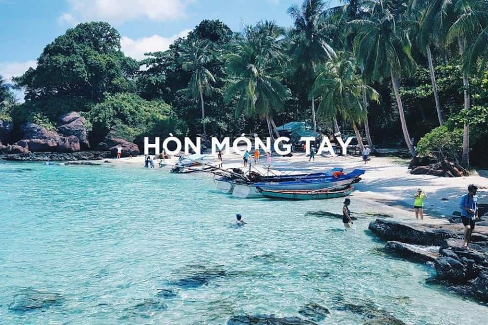 hon-mong-tay-phu-quoc-is-brilliant-with-fine-white-sand-and-blue-sea