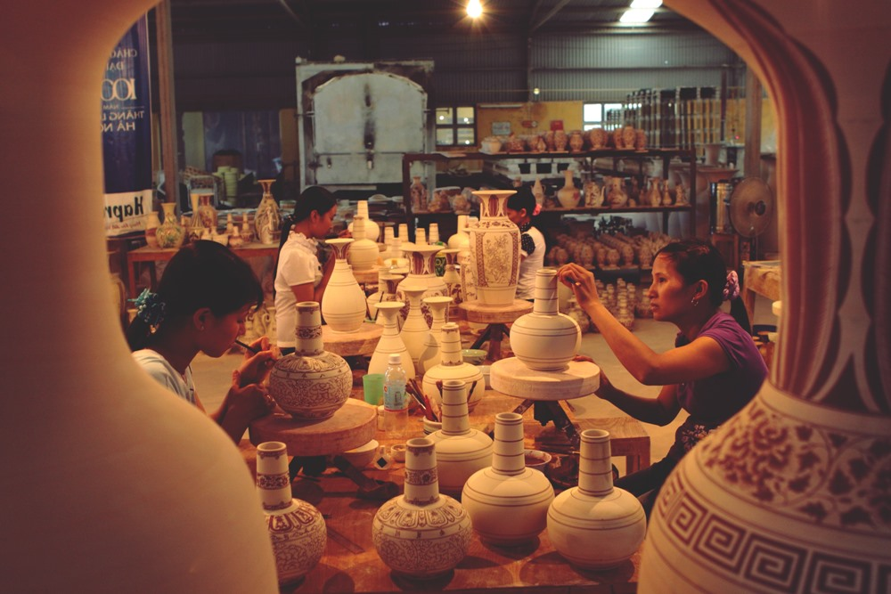 travel-hoi-an-ethnic-handicraft-products