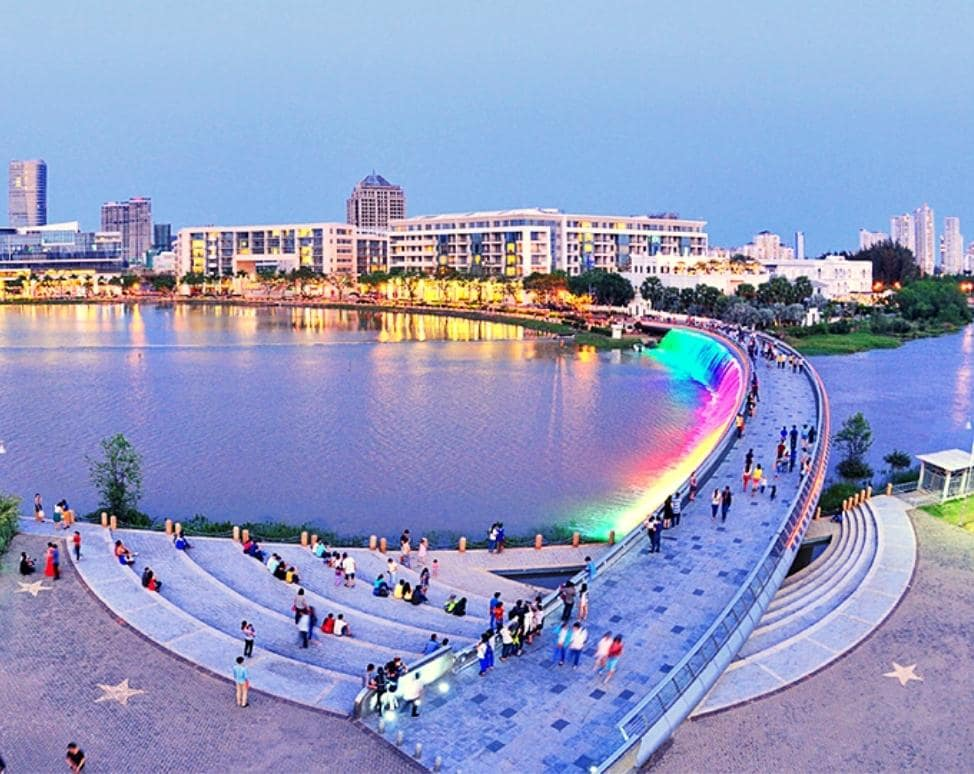 Attractions in Ho Chi Minh city - Starlight Bridge