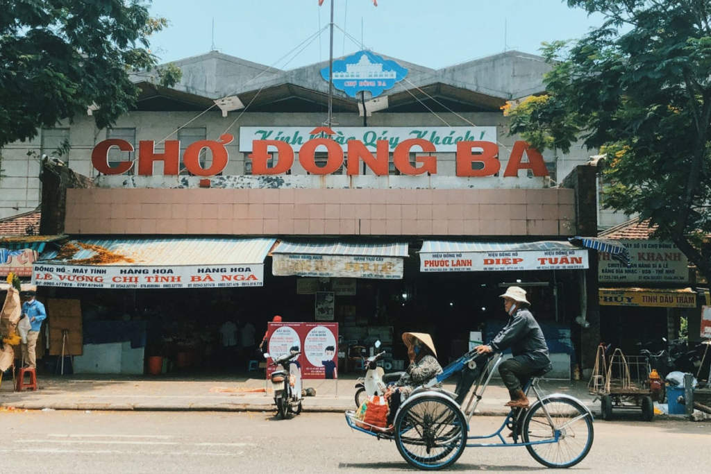 Dong Ba market gate