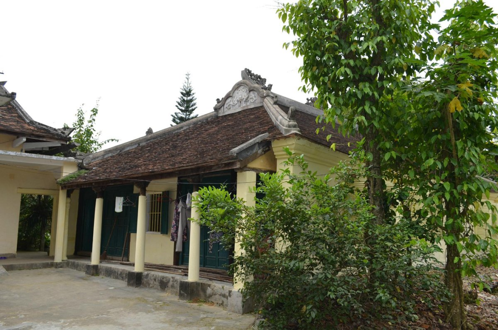 Phu Mong Garden house