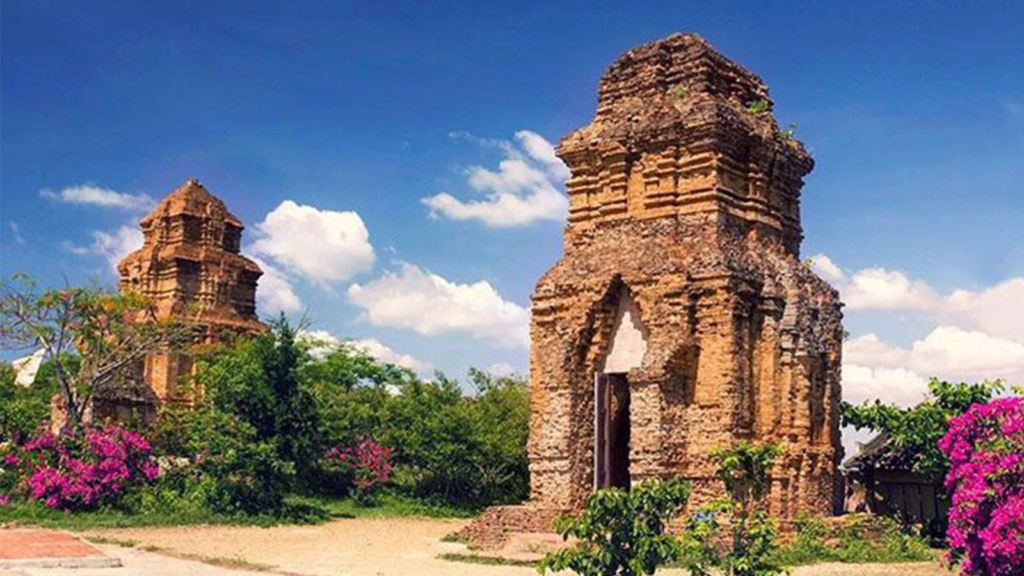 Posha Cham Tower is one of the remaining relic clusters