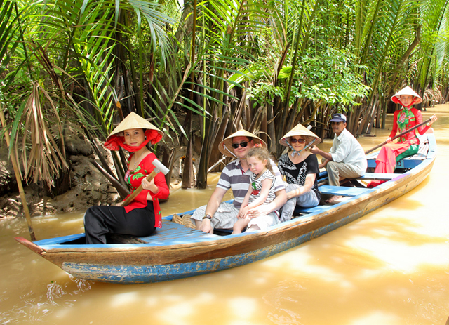 Con Quy - "green pearl" of Ben Tre coconut land - attractions in Southwest